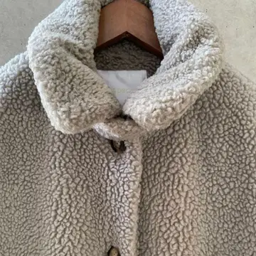 RIVE DROIT 리브 드와 보아 코트