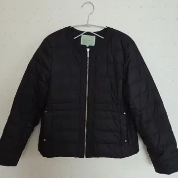 Petit Honfleur 새상품급 블랙 다운 자켓 사이즈 9