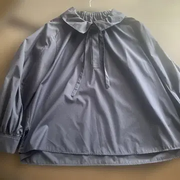 그린 레이블 릴랙싱 프릴 칼라 블라우스 UV 컷