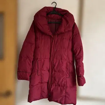 버건디 다운 코트 큰 후드 부착 9AR