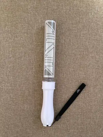 M!LK CIRCUS 칼라체인지 응원봉 ver.3