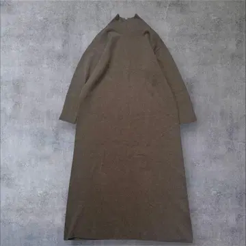 새상품급 뷰티앤유스 캐시미어 혼방 밀라노 리브 터틀넥 니트 원피스