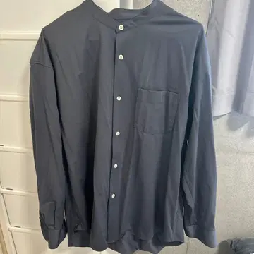 URBAN RESEARCH 차콜 그레이 긴팔 셔츠 버튼 포함