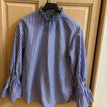 Spick&Span 스픽 앤 스팬 프릴 칼라 스트라이프 셔츠