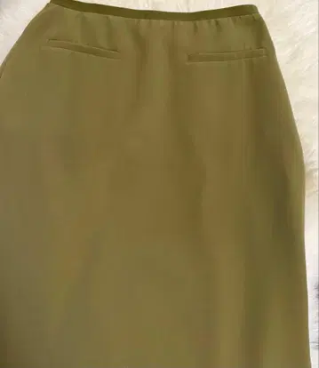 미라 오웬 카키 그린 타이트 스커트 택 포함 새상품