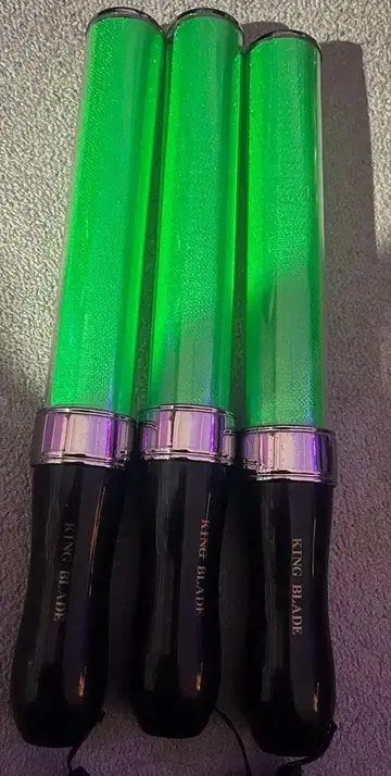 킨 블레이드 그린 단색 킨블레