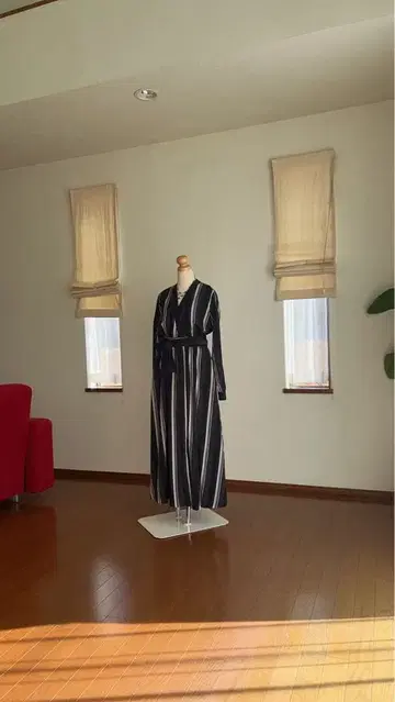 스트라이프 롱 원피스 긴팔