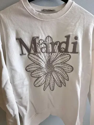 마르디메크르디 맨투맨