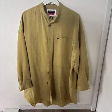 MAISON SPECIAL 카키 버튼 셔츠