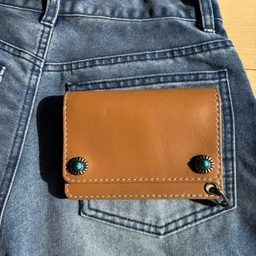 트래커 월렛 숏 콘초