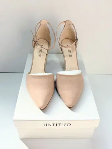 [ 미사용 새상품 ] 언타이틀 23cm 펌프스