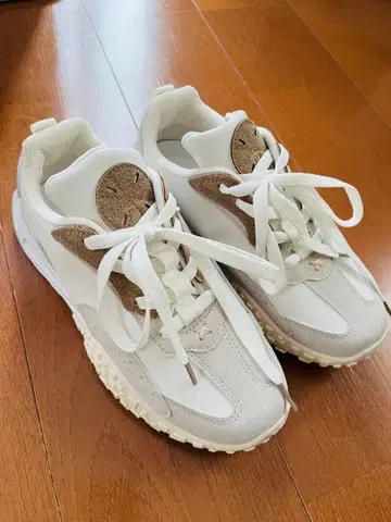 La creation 화이트/베이지 통굽 귀여운 스니커즈 39