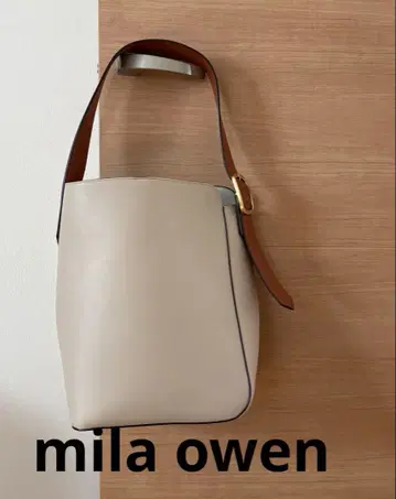 새상품급! 미라 오웬 버킷백 아이보리 A4 수납 가능