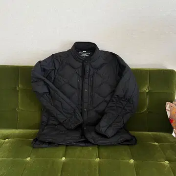 유니클로 x 화이트 마운티니어링 리사이클 하이브리드 다운 자켓 L