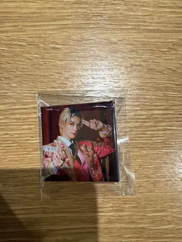 MILK 사쿠라 스테이지 POP UP 캡슐 토이 캔뱃지 사노 하야토