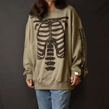 el conductorH CREW NECK SWEATER BONES 라떼