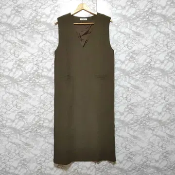 사만사 모스모스 슬리브리스 롱 원피스 V넥 스트레이트