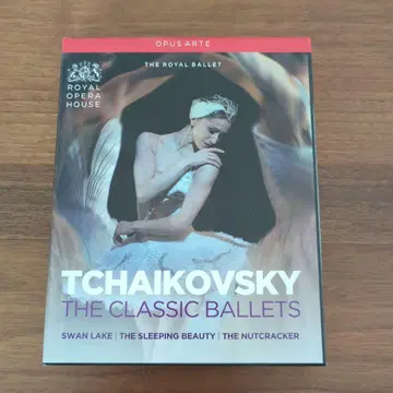 로얄 발레 차이콥스키 백조의 호수 잠자는 숲속의 미녀 호두까기 인형 3장