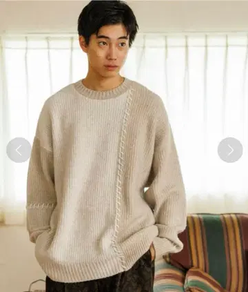 미사용품 오버스티치 니트 풀오버