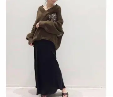 라빠르망 TWINS FLORENCE V넥 니트