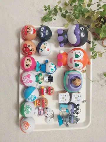 호빵맨 굴러가는 공 피규어 세트