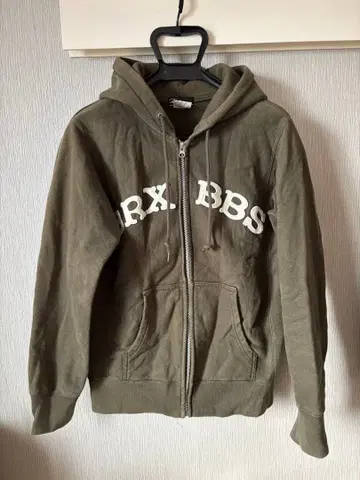 FUTURALABORATORIES 올리브 후드티 M