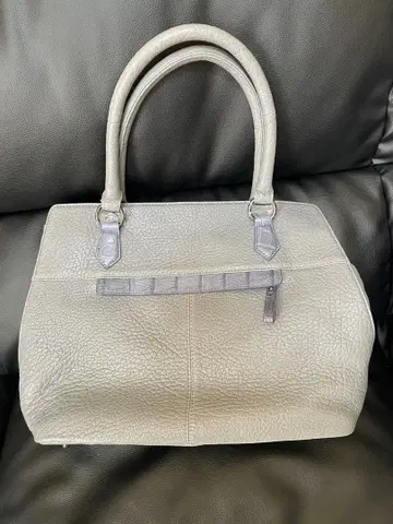 반값 이하 [ 새상품 미사용 ] 크로커다일 라무 가죽 핸드백