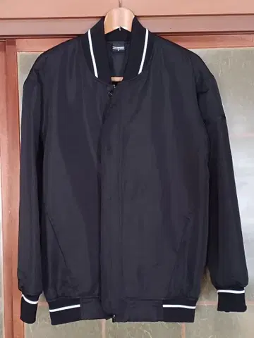 블랙 봄버 자켓 충전솜 OFF THE GAME (파이터즈)