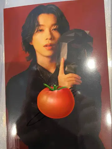 BUDDiiS SHOOT 브로마이드 사인 포함