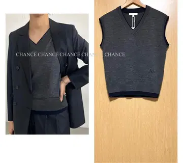 24AW 새상품 드로잉 넘버즈 니트 베스트 V넥 상의