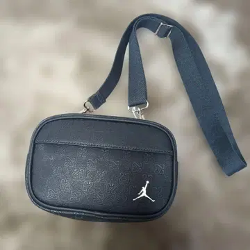 Jordan 숄더백 블랙