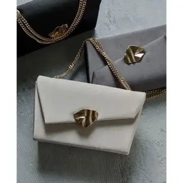 브라스 컷 플랩 백 결혼식 2차 모임 경사 포멀 포멀