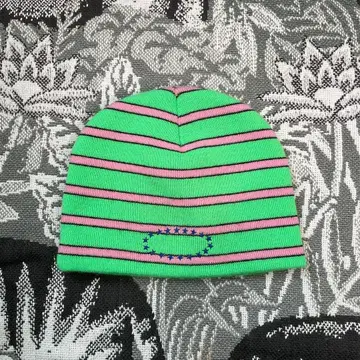 AFB 그린과 핑크 스트라이프 비니