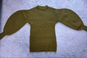 CLANE 라운드 슬리브 모헤어 니트탑 사이즈 1