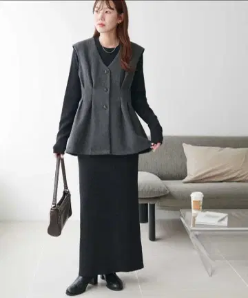 디스코트 페플럼 베스트 포함 멀티 웨이 셋업 차콜 그레이