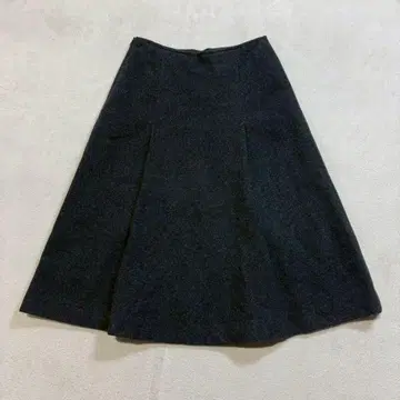 [agnes b.] 새상품급 플레어 스커트 무릎 기장 XS