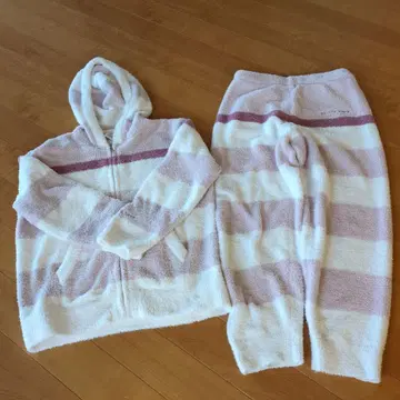 젤라또피케 후드 부착 룸웨어 상하의 세트