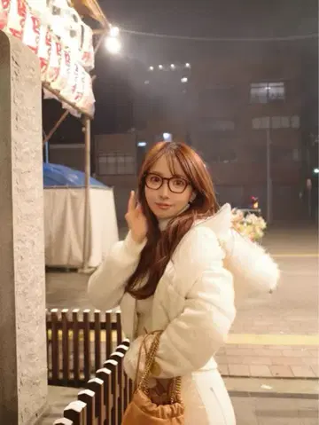 MISTREASS 케이블 니트 패디드 재킷 화이트