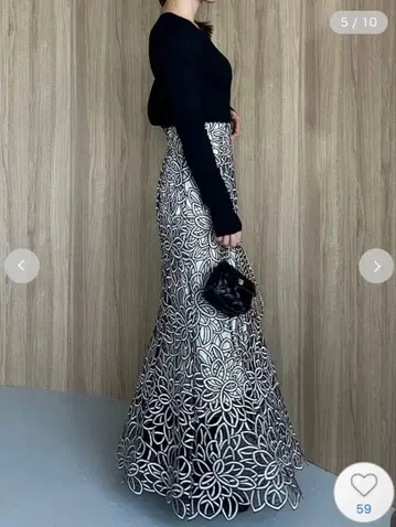 SNIDEL 꽃무늬 자수 롱 스커트 M