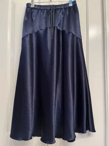 새상품급 JOURNAL STANDARD relume 플레어 스커트 네이비
