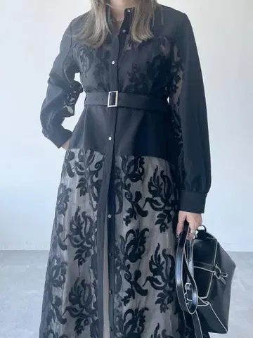 HARE 빈티지 자수 원피스