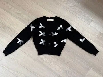 [ 새상품급 ] leinwande 꽃자수 크롭 가디건