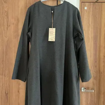 무인양품 기모 키넥 긴팔 원피스 차콜 그레이 M 사이즈