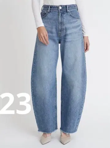 YANUK 야누크 커브 테이퍼드 LAURA 로라