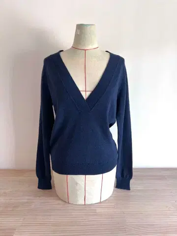 마가렛호웰 / 니트 / 스웨터 / 상의 / F / 울 / 다크 네이비