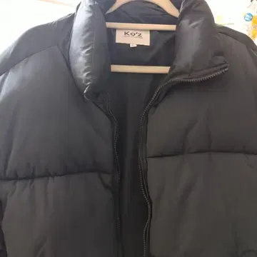 KOZ 블랙 다운 자켓