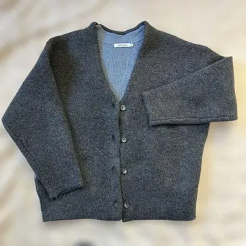 그레이 울 혼방 긴팔 가디건