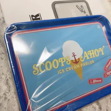 스트레인저 싱스 SCOOPS AHOY 트레이