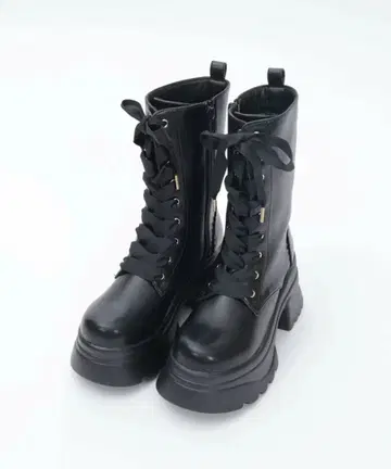 axes femme POETIQUE 아일렛 장식 레이스업 부츠 L 사이즈