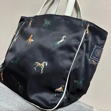 새상품급 러셋 클라우드 나일론 말 패턴 토트백